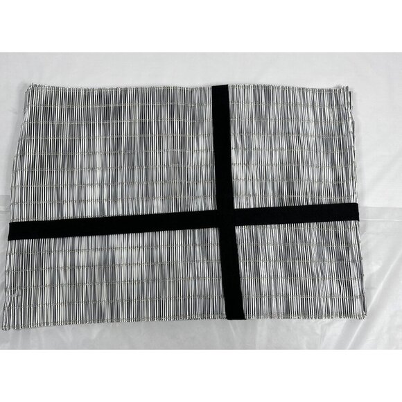 Envogue Set of Six Placemats Indoor/Outdoor Silvery/Gold Woven Vinyl 13"x19" New - Picture 2 of 5